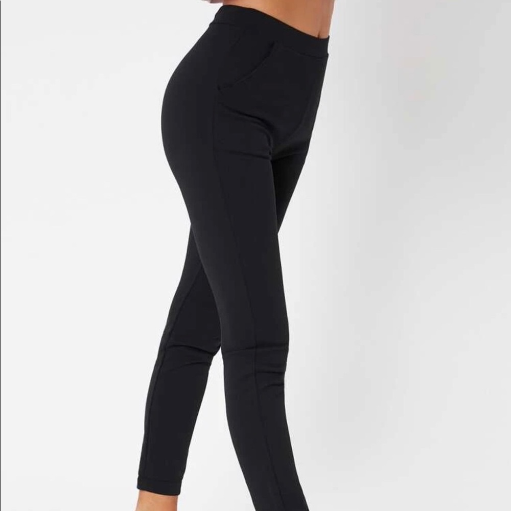 Skinny pants